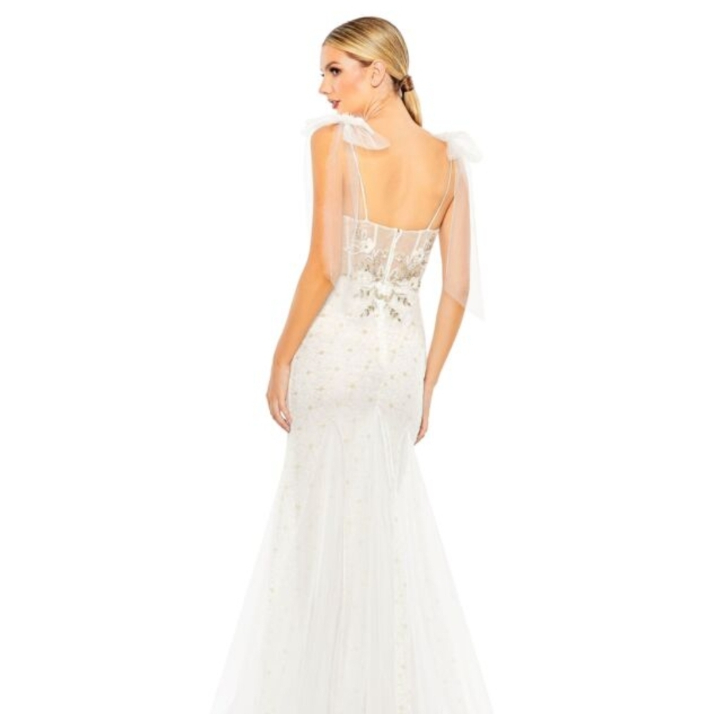 NWT Mac Duggal 50666 Elegant White Floral Embellished Gown - Picture 3 of 5